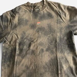 🚨$5 CLEAROUT 🚨 Men’s Urban Outfitters Shirt